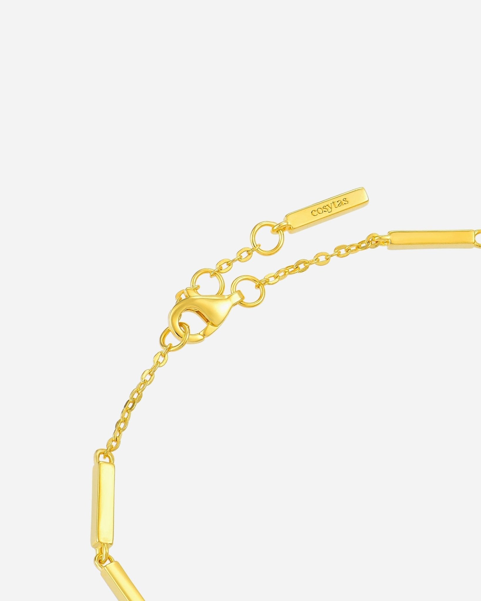 Detail des Moira White Armbands, 18k Gold Vermeil auf 925 Silber, präzise gefasste Zirkonia