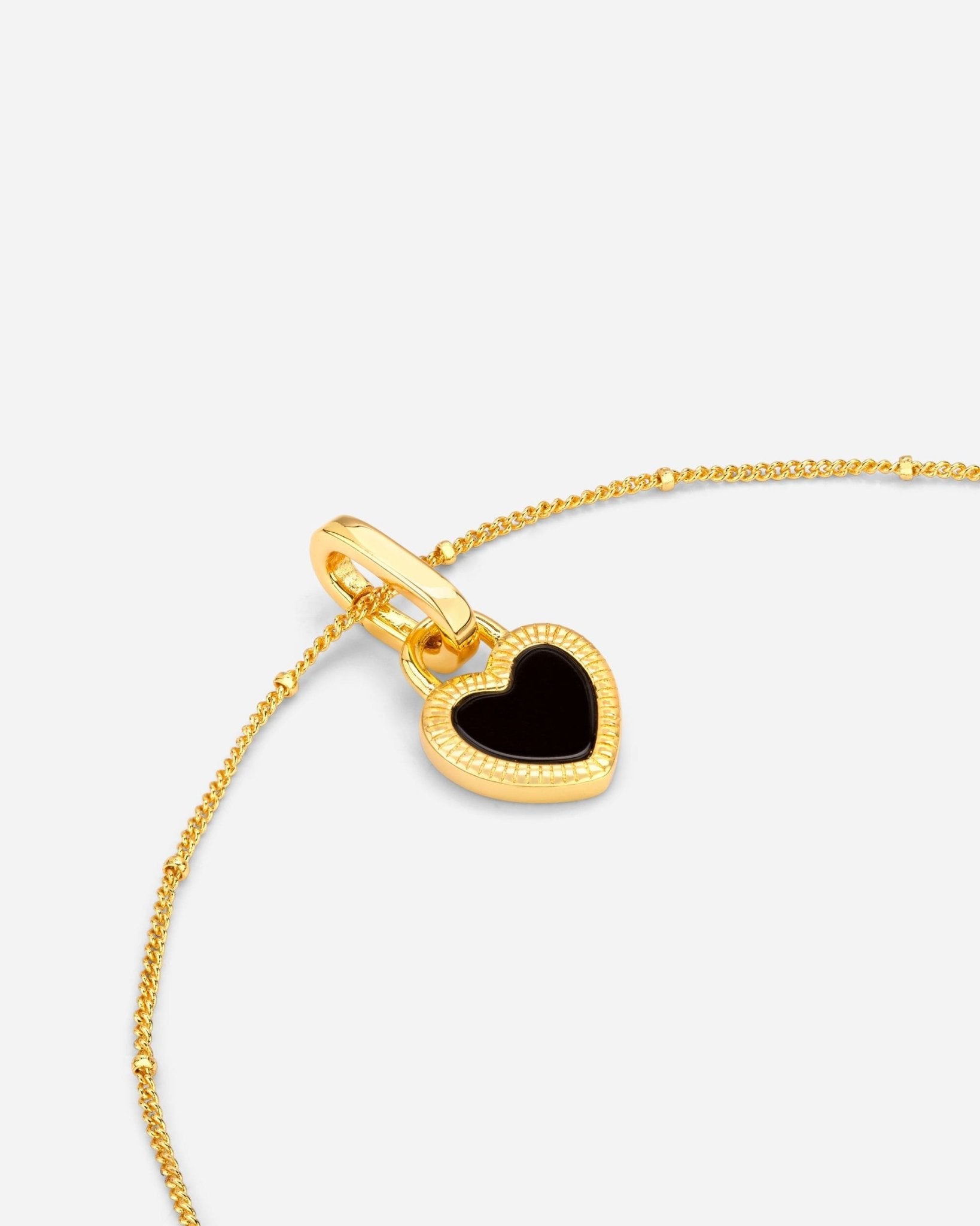 Reverie Halskette 2 in 1 Detail, feine Kette und Verschluss, 18k vergoldet, Cosytas Schmuckmarke Zürich