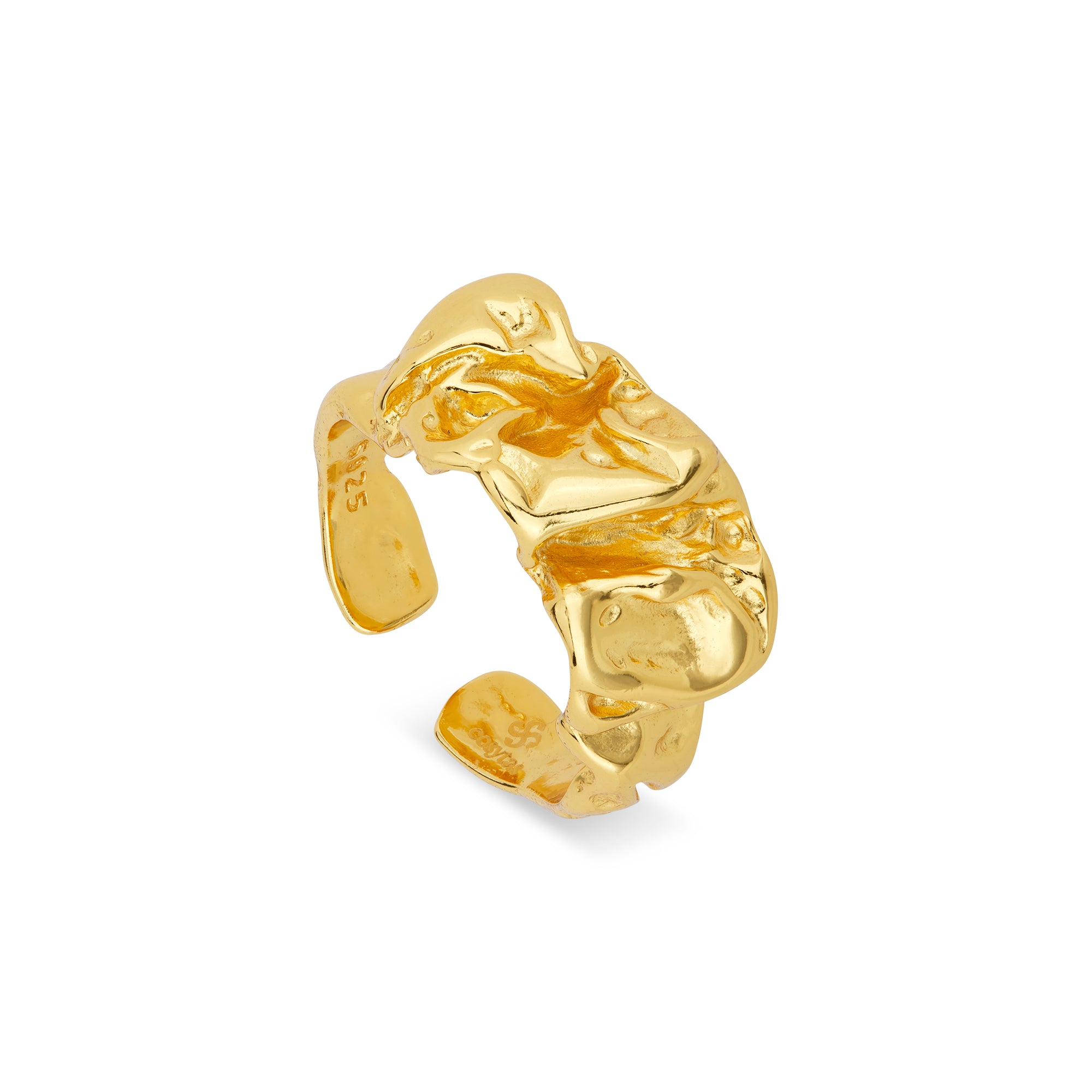 Vorderansicht des Golden Lava Rings von Cosytas, mit einem markanten und dynamischen Design. Die geschmolzenen Texturen machen ihn zu einem einzigartigen künstlerischen Statement.