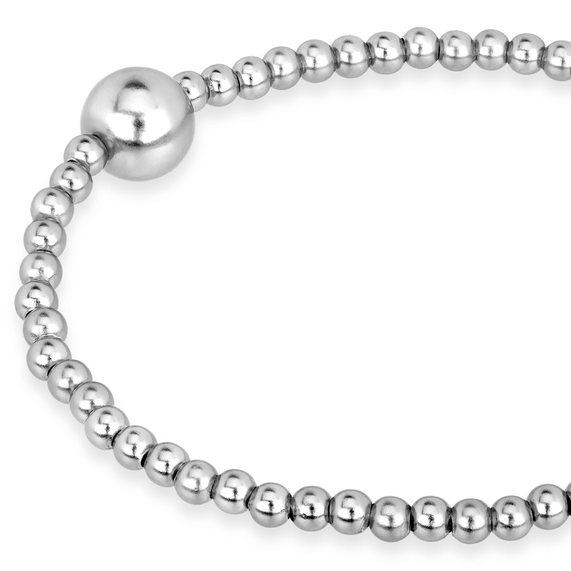 Nahaufnahme des Silver Orbit Armbands von Cosytas mit glänzenden Silberperlen und einem detaillierten Design, das Eleganz und Raffinesse ausstrahlt, vor weißem Hintergrund.