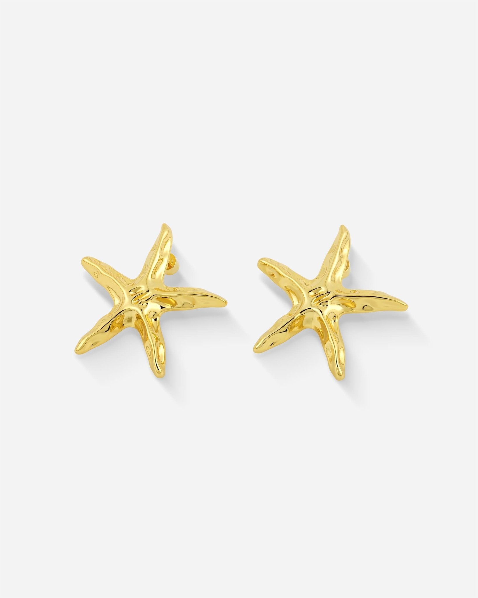 Estrella Ohrringe aus vergoldetem Metall – Stern-Motiv, La Playa Kollektion Cosytas
