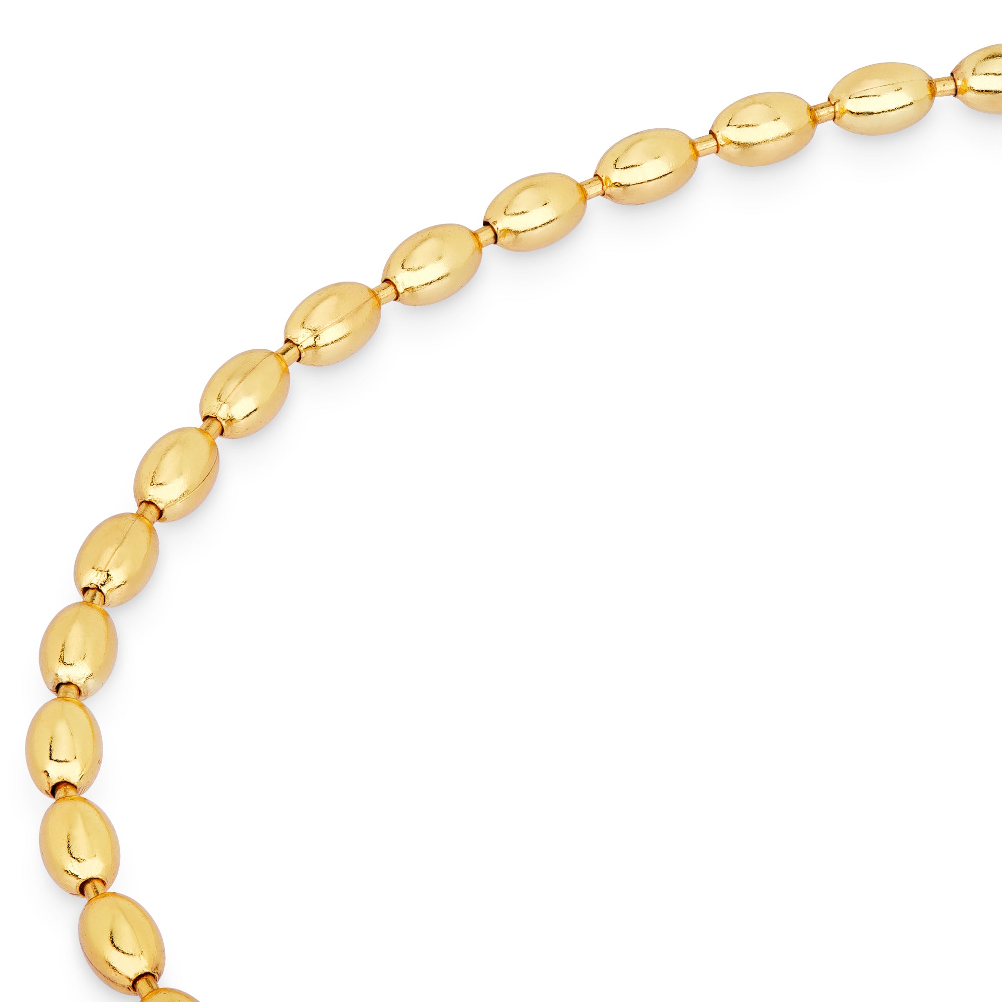 Detailansicht des Lumina Golden Drop Armbands von Cosytas. Dieses Schmuckstück besticht durch seine polierten ovalen Elemente, die mit ihrer glatten und reflektierenden Oberfläche einen Hauch von Eleganz verleihen. Perfekt verarbeitet und mit 18k Gold beschichtet, ist es ein zeitloses Accessoire für jeden Anlass.