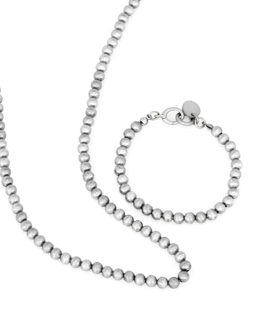 Cosytas Schmuckset aus 925 Sterling Silber mit matter Kugelkette und passendem Armband im minimalistischen Stil