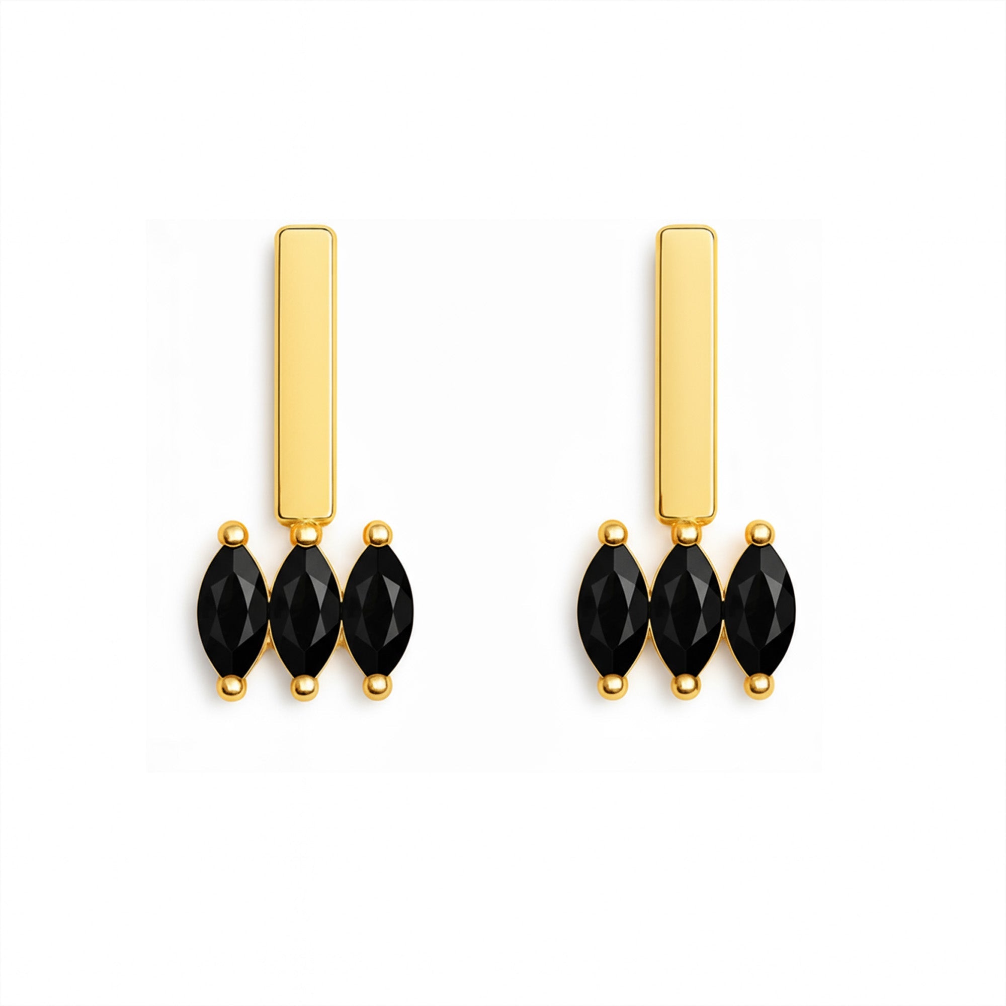 Cosytas Moira Black Ohrringe aus 925 Sterling Silber mit 18k Goldvermeil – elegantes Design mit schwarzem Detail